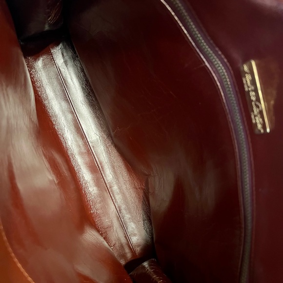 Les Must de Cartier Handbag - Picture 9 of 17